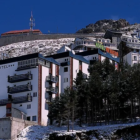 Nevasur فندق 3*