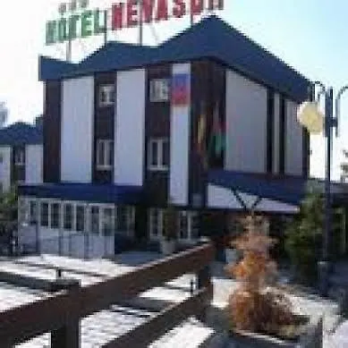 فندق Nevasur