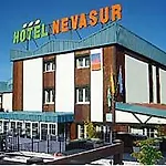 Hotel Nevasur 3*