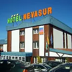 Nevasur Hotel 3*