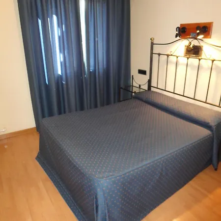 מלון Nevasur סיירה נבדה