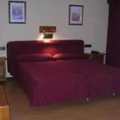 Nevasur סיירה נבדה